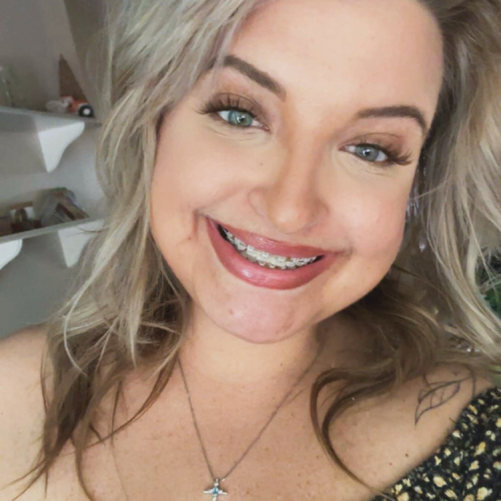 Kayla Allen at Salon 55:22 in Vero Beach, FL
