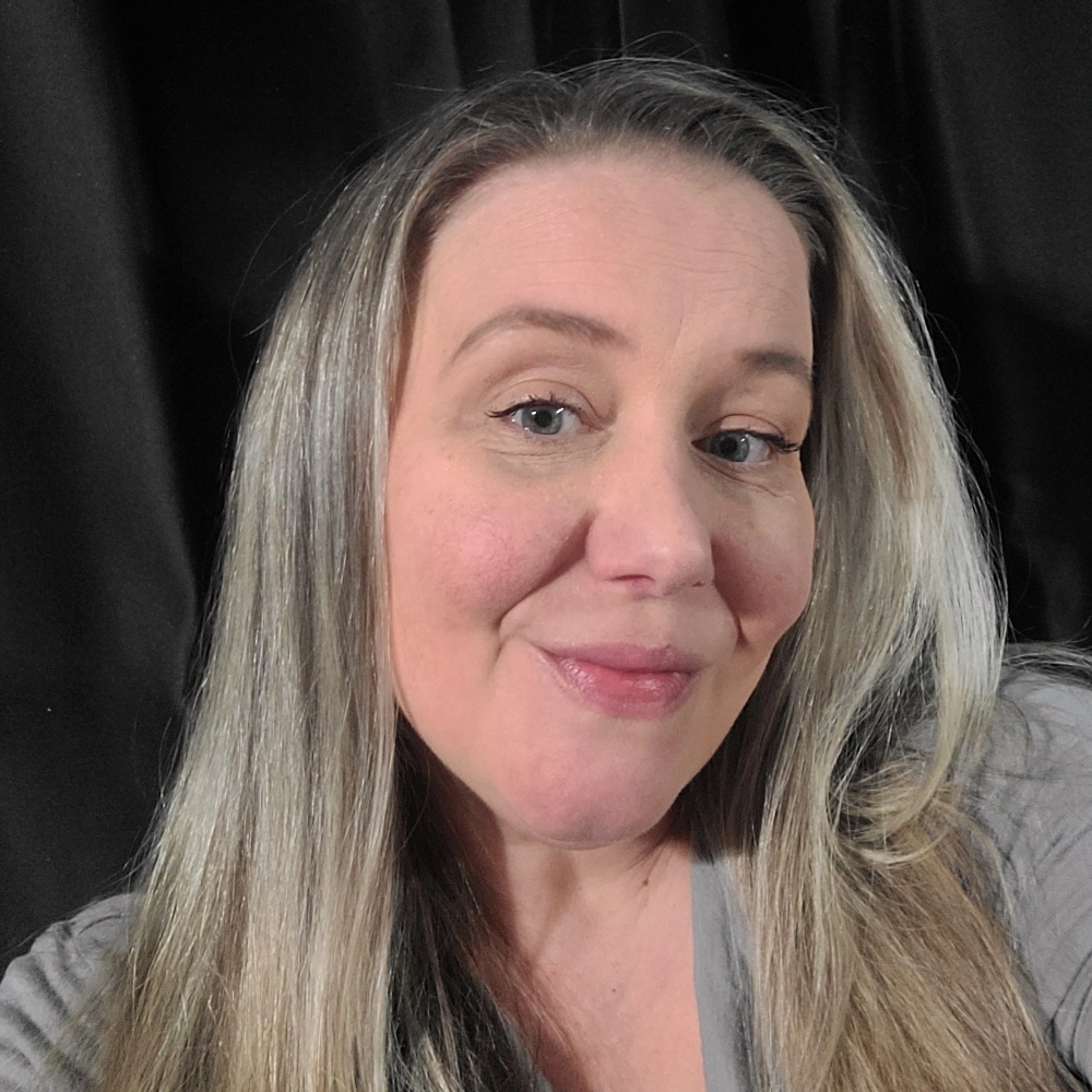 Sabrina Davis at Hair Designers Collective in Marietta, GA