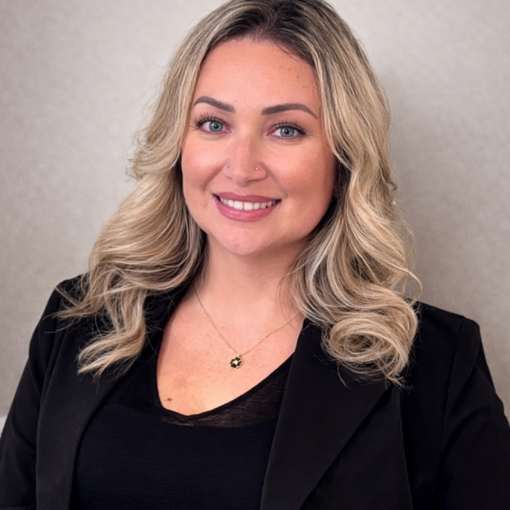 Nicole Gray at Lakeview Spa in Helendale, CA