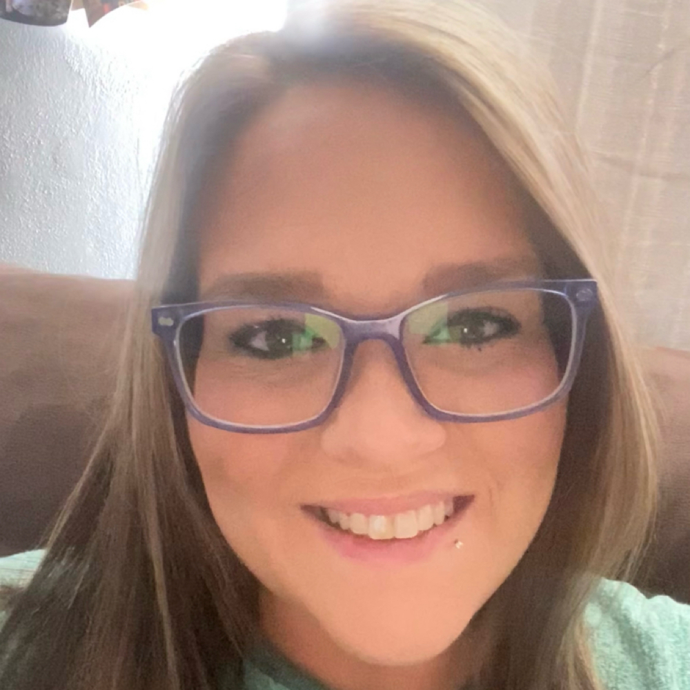 Abbey Henderson at Crown of Gold in Follansbee, WV