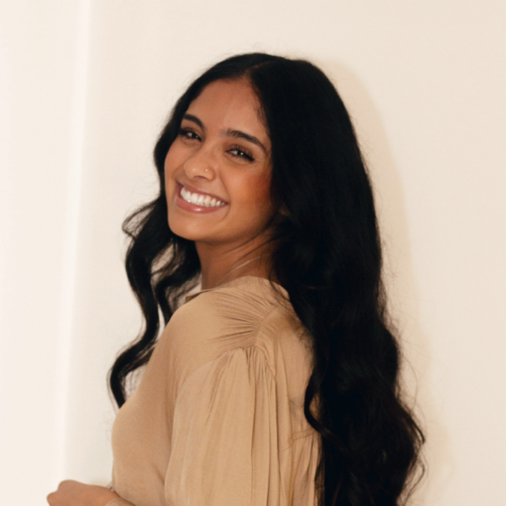 Ally Cruz at E2beauty in Santa Ana, CA