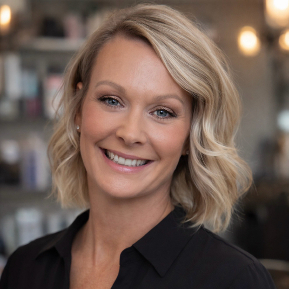 Jillian Seagraves at Canal Lock Salon in Tipp City, OH