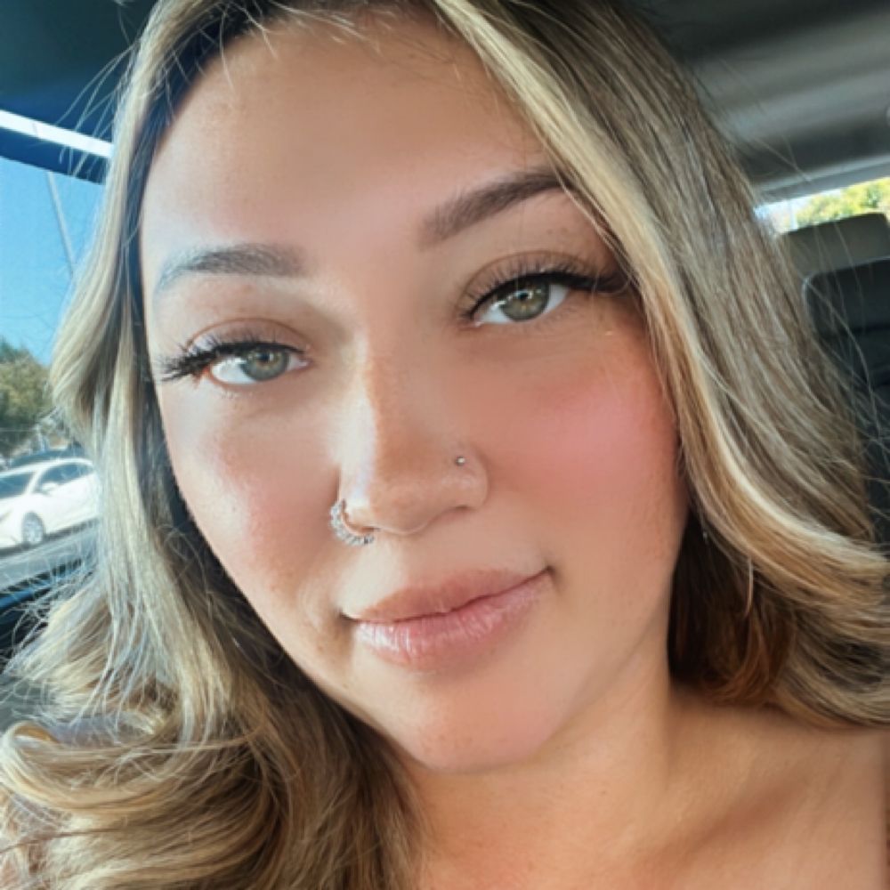 Jazzmine Garcia at Modern Vibez Bodywork LLC in Tracy, CA