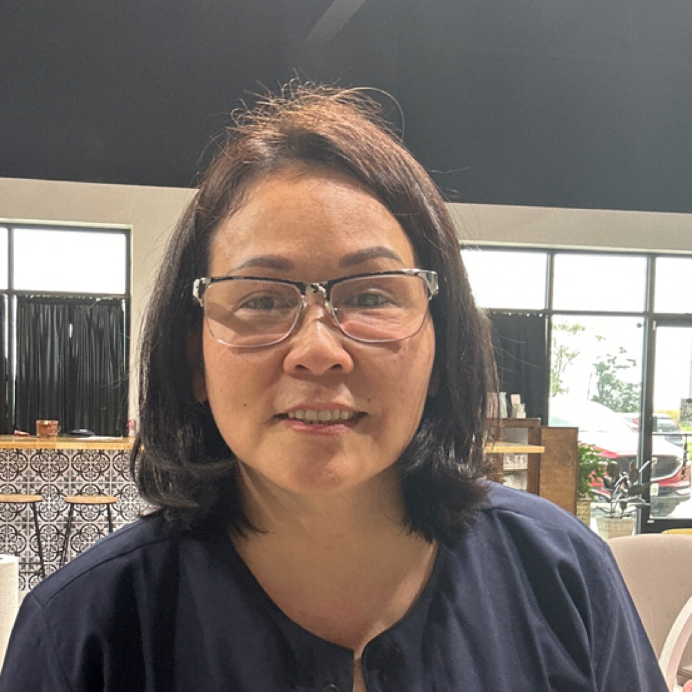 Wynn Le at The Nailery in Floresville, TX
