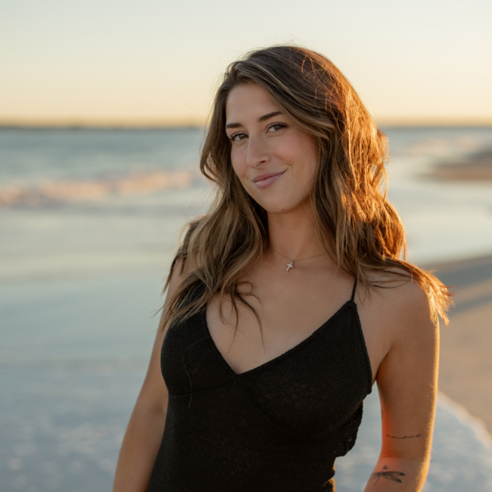 Zoe Pitts at Salty Salon & Extension Bar in Wilmington, NC