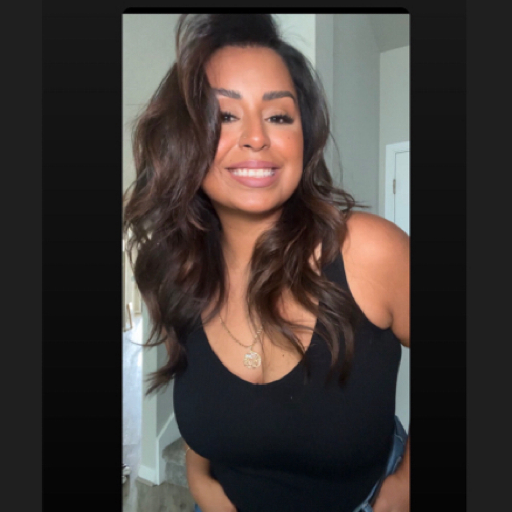 Daisy Flores