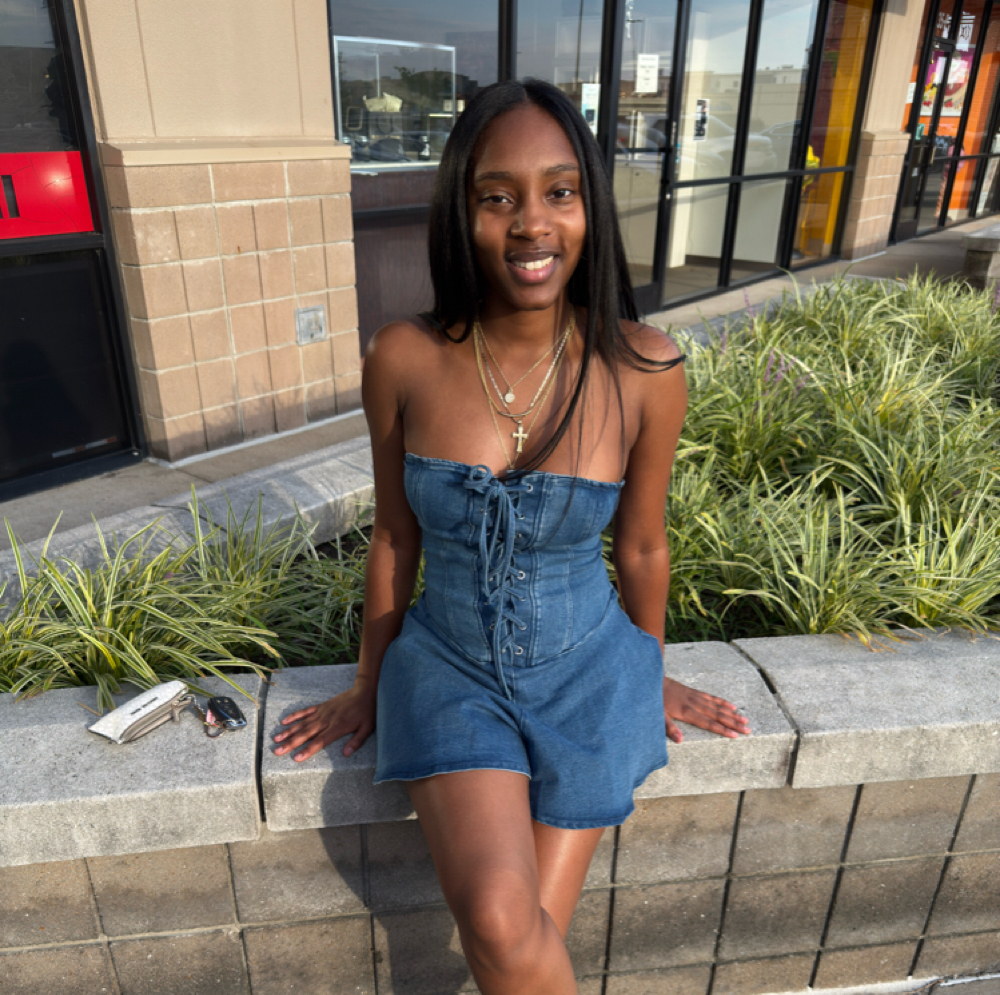 Shania Jones