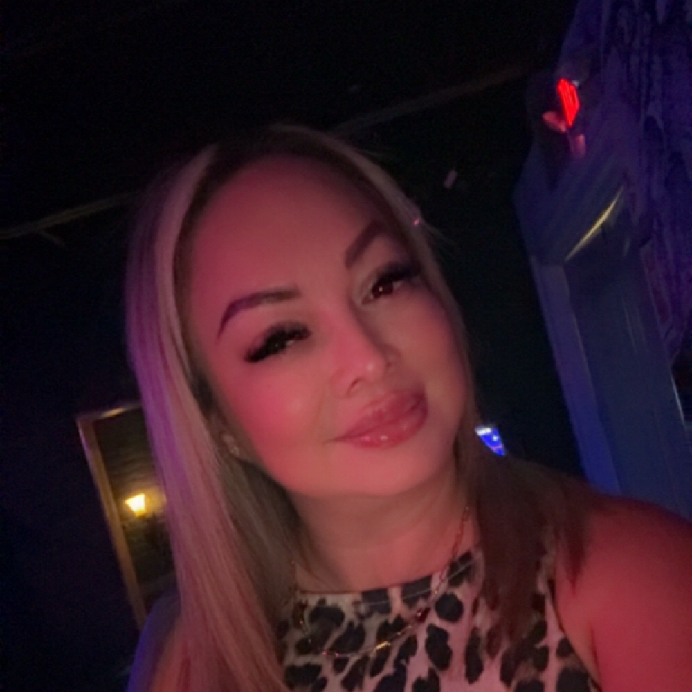 GRISELDA LOYA at Utopia Beauty Bliss LLC in Houston, TX