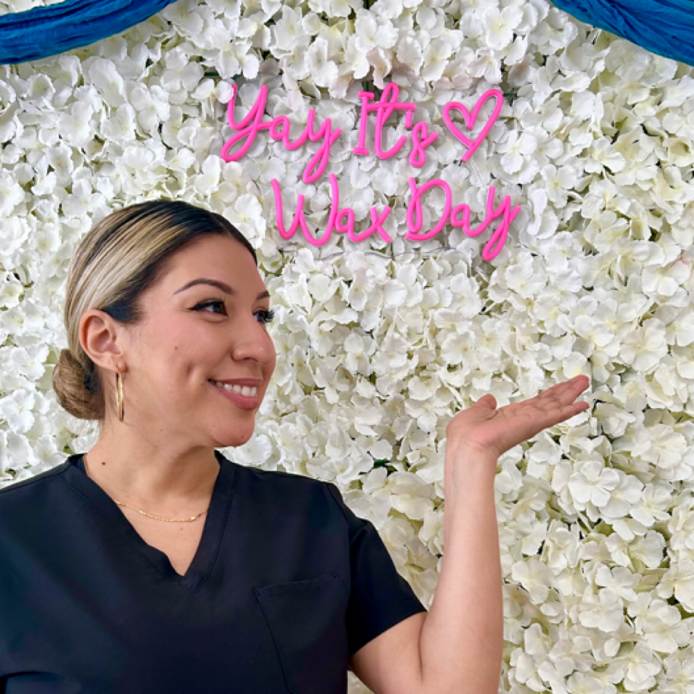 Jazmine E at Pure Bliss Studio LLC in Wilmington, DE