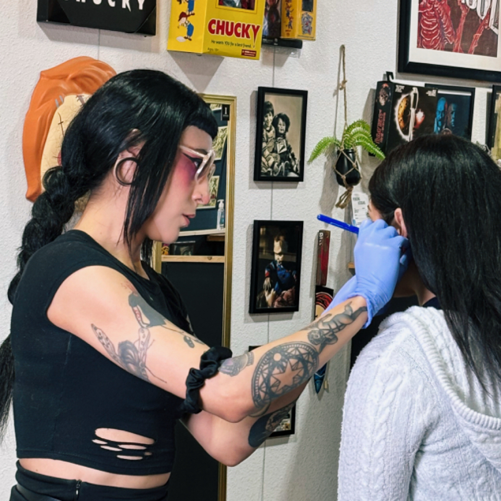 Nomi Myprettypowxr at Piercing Poli’s in El Paso, TX