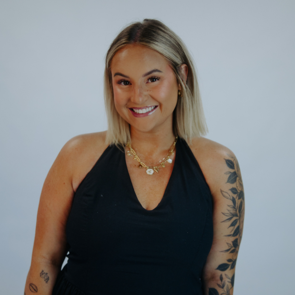 Riley - Studio