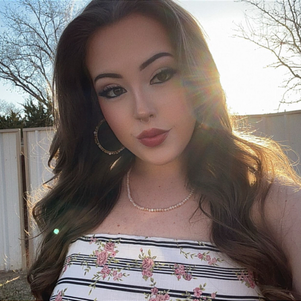 Jae’lyn Benton at Bloomington Extension Bar and Salon in Lubbock, TX