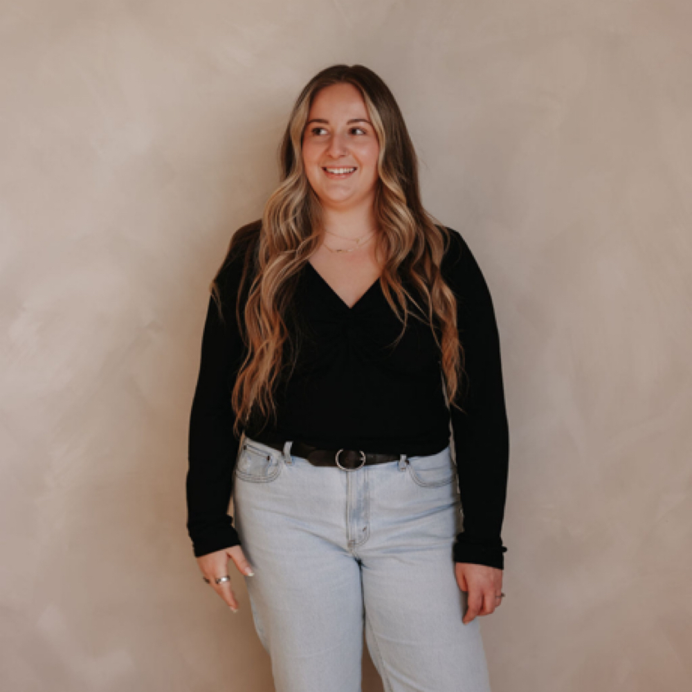 Amanda Aversano at Atticus+Wolf in Edgewater, MD