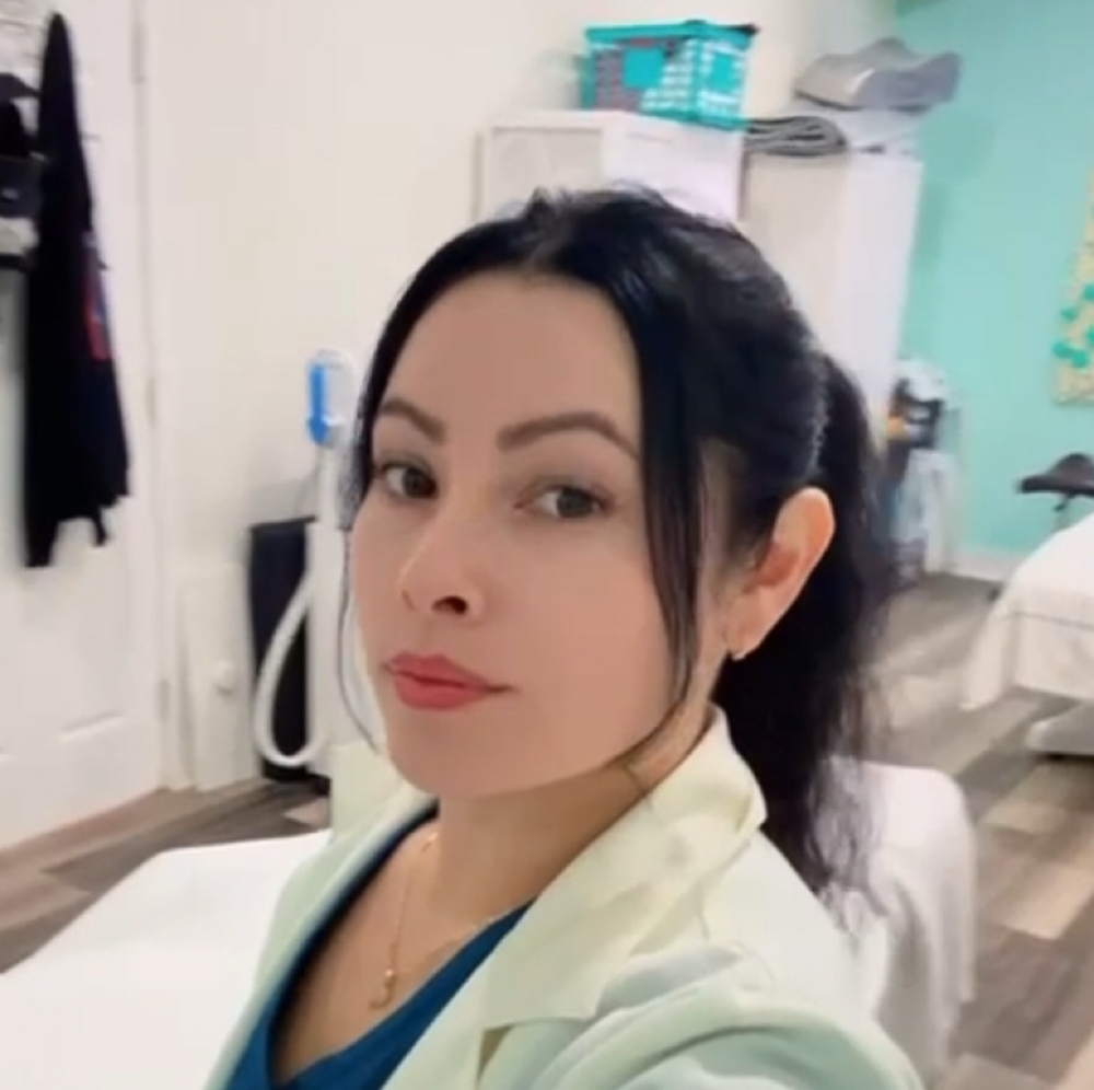 Gloria Sanchez