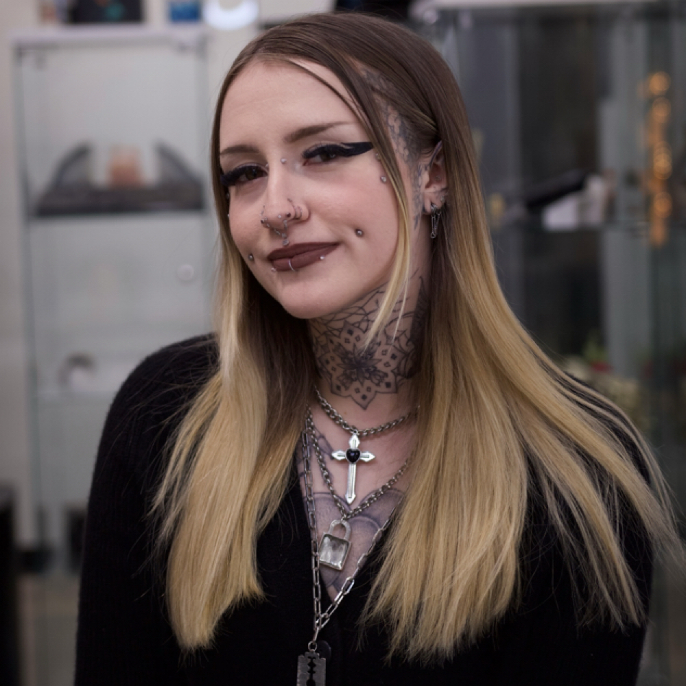 Abbey Burns at Vita Aurelia Piercings in Temecula, CA