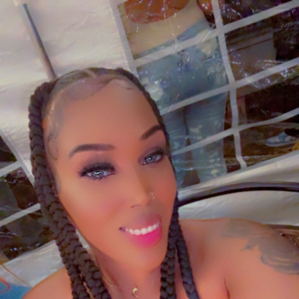 Ebony C. at Taylor'd  Cosmo in Minneapolis, MN