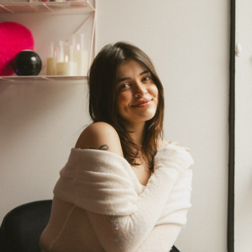 Thayna Furtado at KentyxBeauty in Wilmington, NC