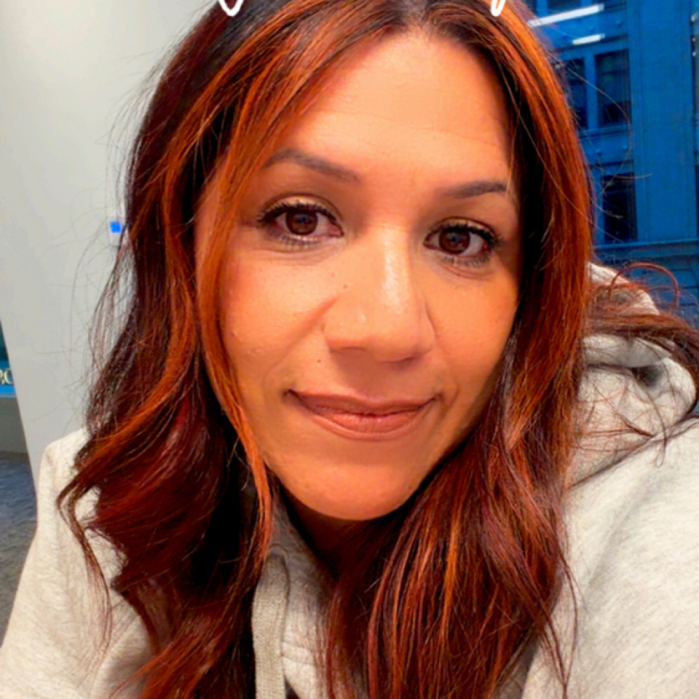 Liz Ramos at Bungalow Beauty Bar and Boutique in Rutherford, NJ