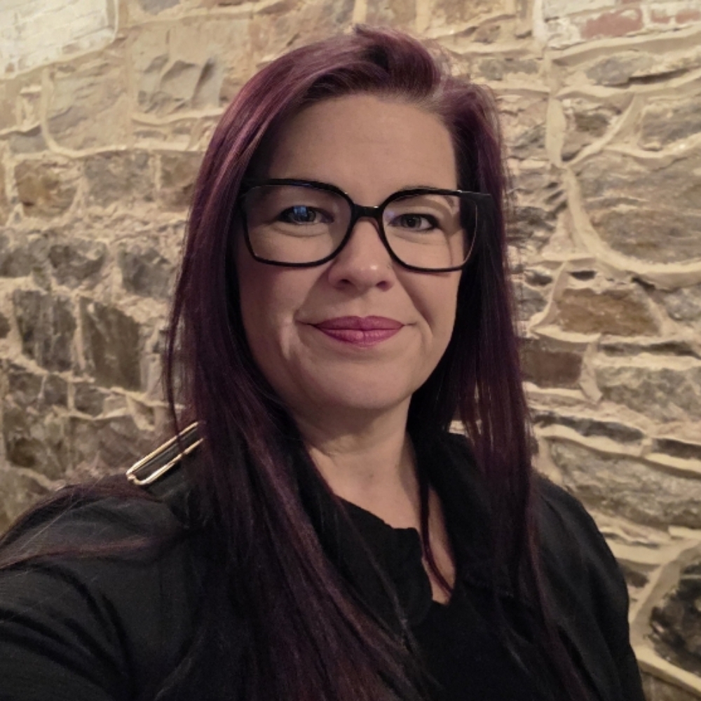 Shannon Stuteville at Above & Beyond Salon in Lake Placid, FL