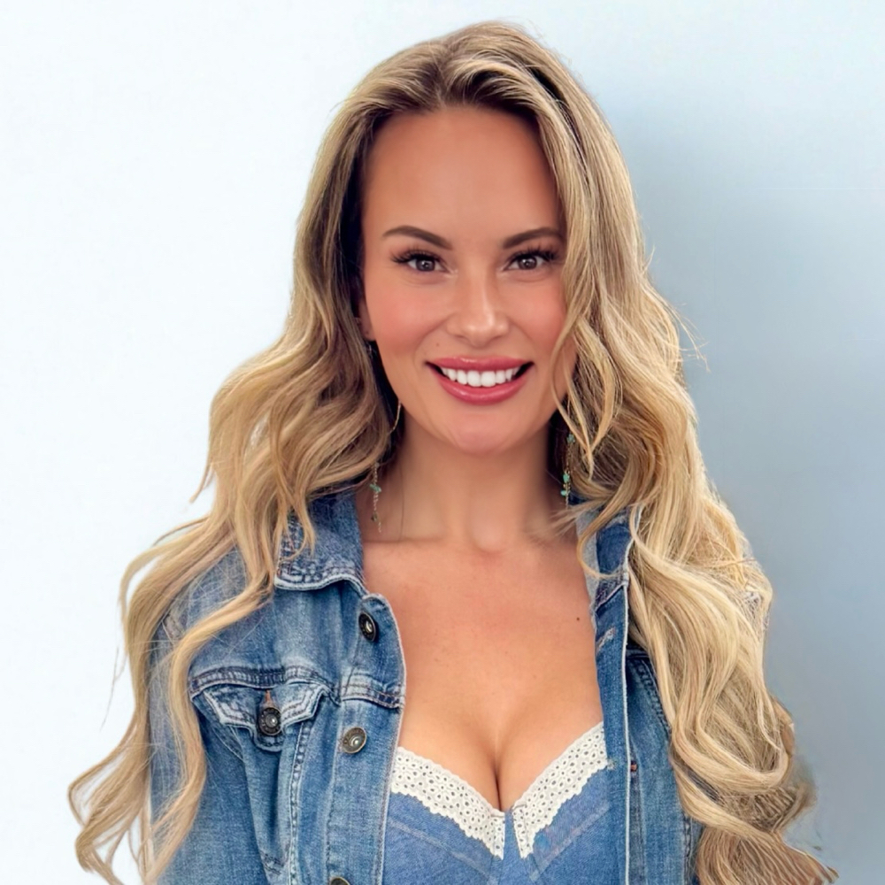 Heather Marie at The Bottle Blonde Salon in Prescott Valley, AZ