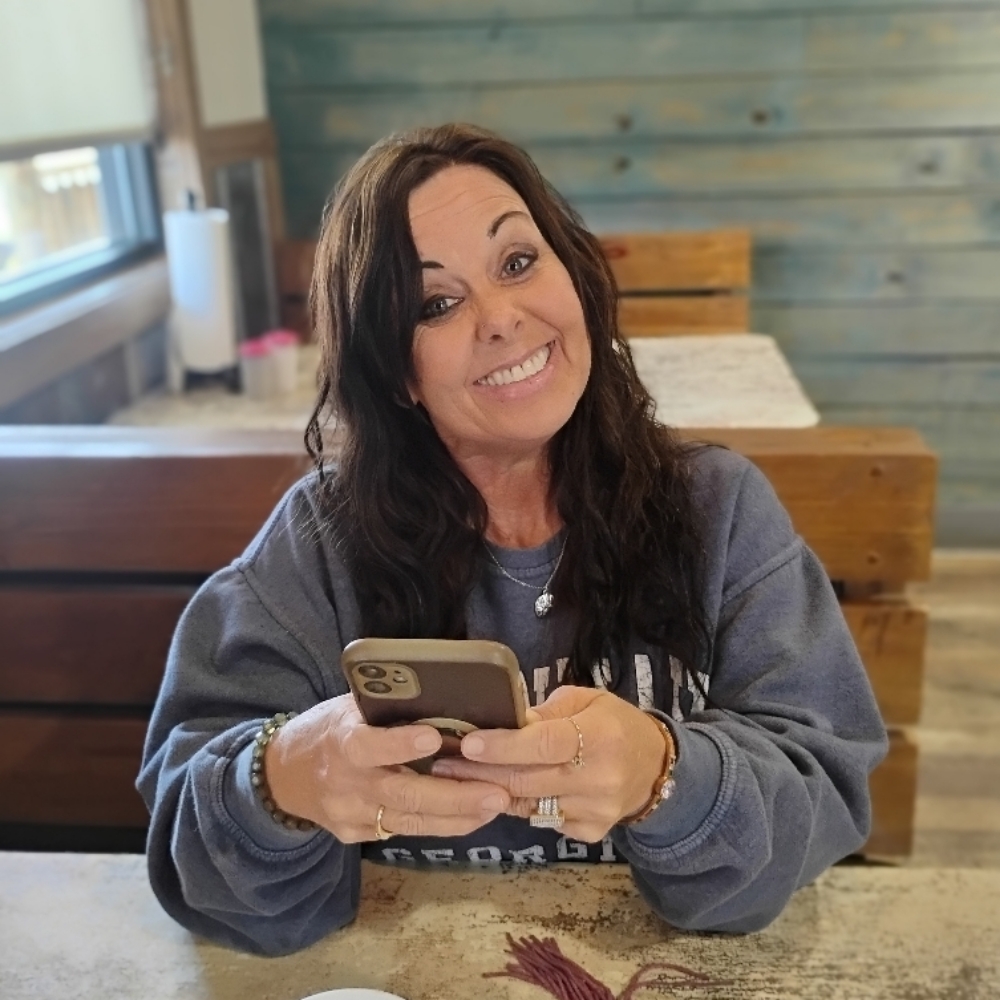 Shena Graham at Southern Styles Salon & Spa, LLC in Ludowici, GA