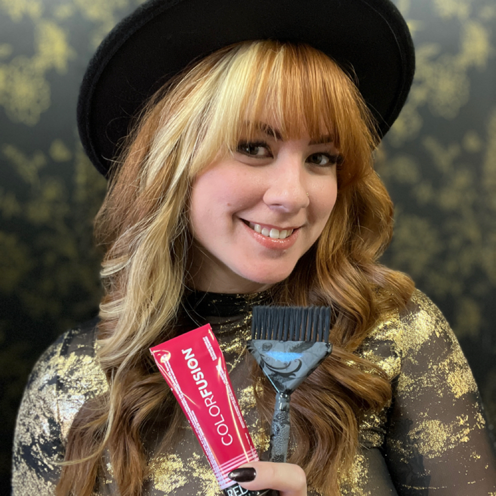 Melissa Dean at Mane Focus Hair Salon in Savannah, GA