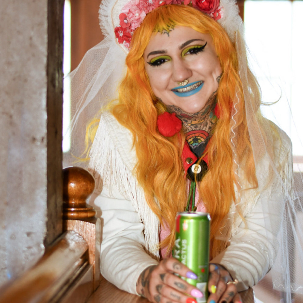 Jasmine Ochsenrider at Shampoo Planet in Indianapolis, IN