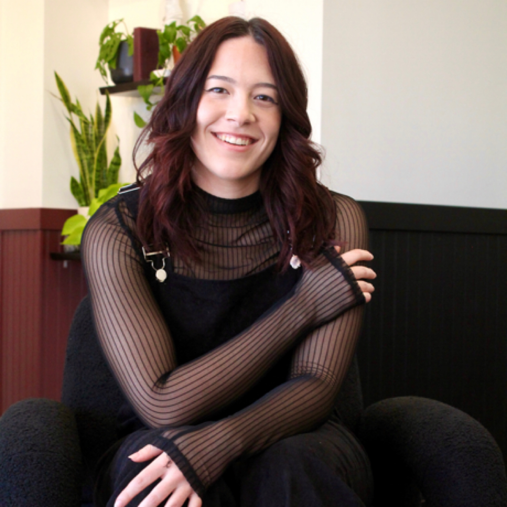 Ariana Franklin at VENUS Salon in Chandler, AZ