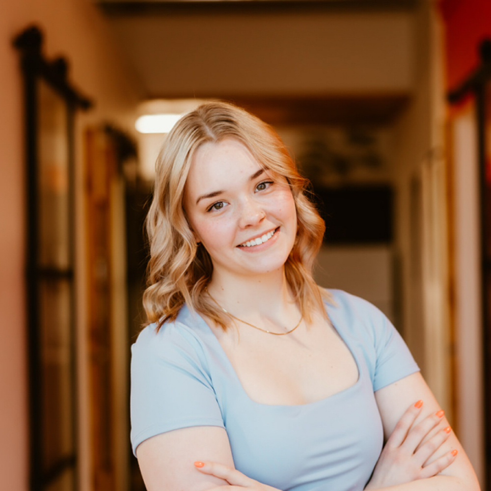 Sara Stimac at The Pretty Peach in Chippewa Falls, WI