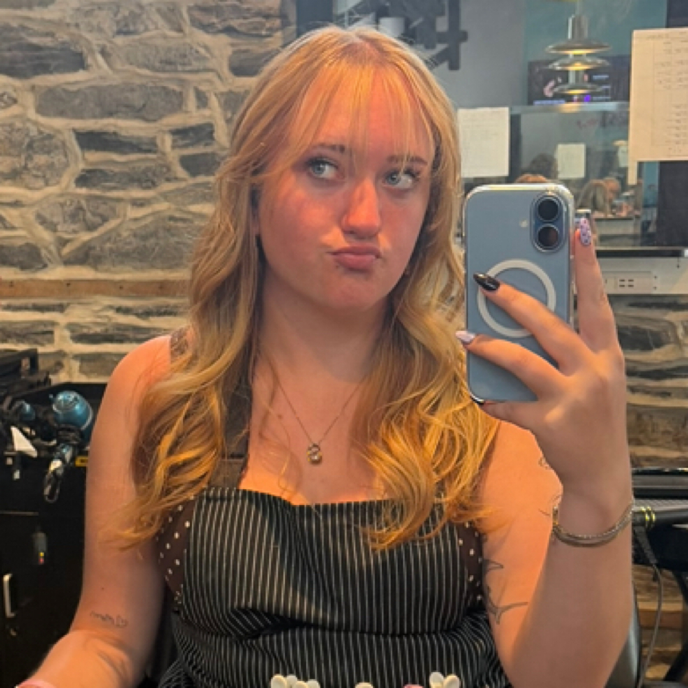 Daytime-Katherine Bauer at Walk With Scissors in Middletown, PA