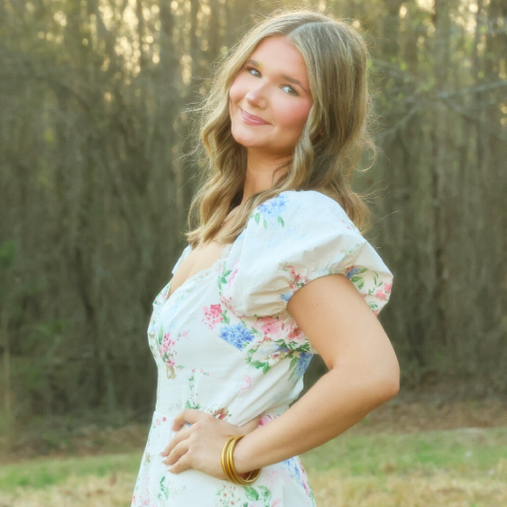 Raegan Morgan at Jennifer On Mane Salon in Duncan, SC