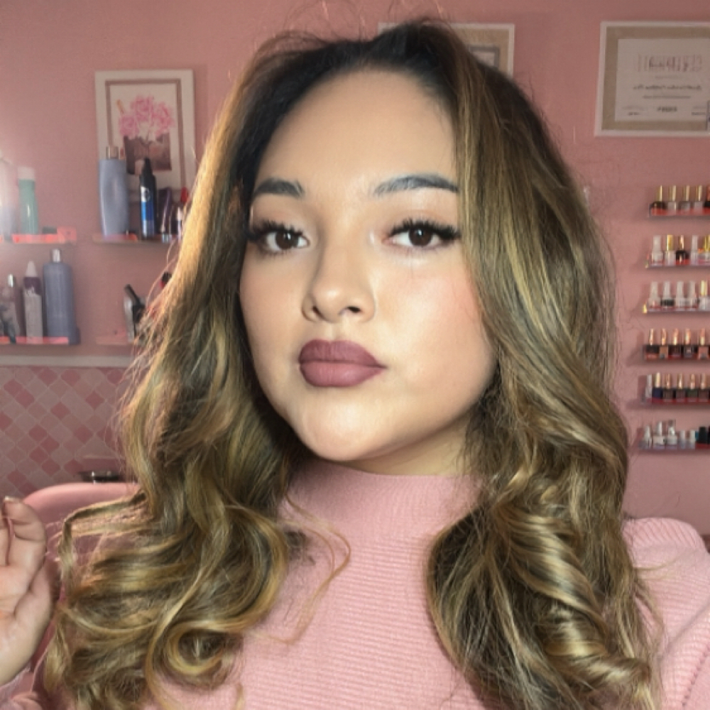 Lizeth Calderon at CaroLiz Beauty Salon LLC in Cincinnati, OH