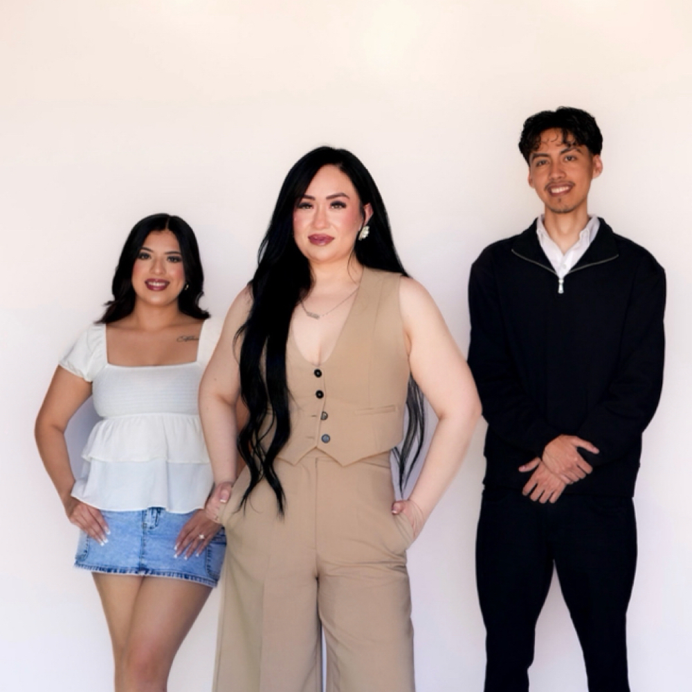 Yesli OchoaRios at Yes Cuts LLC in Liberal, KS