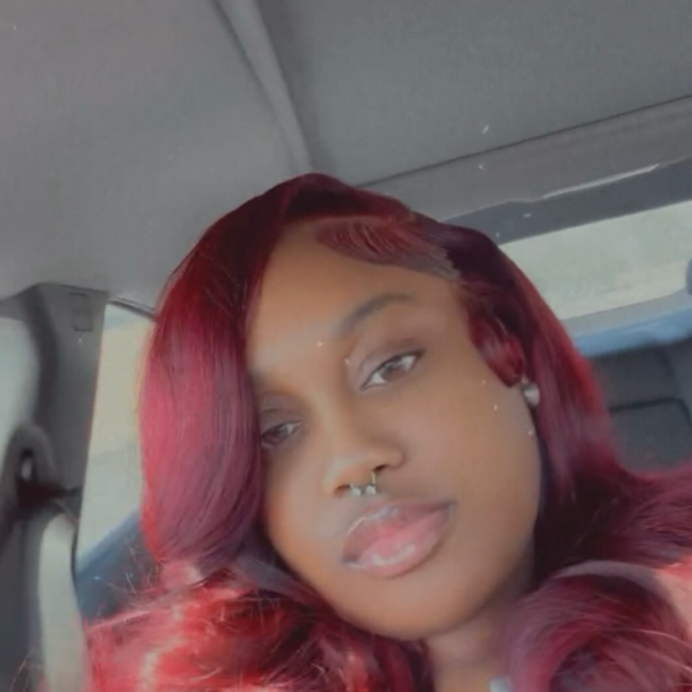 YaiZi Jelks at TheBeautieRooM in Toledo, OH