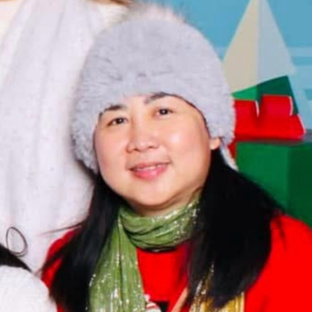 Hanna H at Von Mia Beauty — Third Ave N.  Naples in Naples, FL