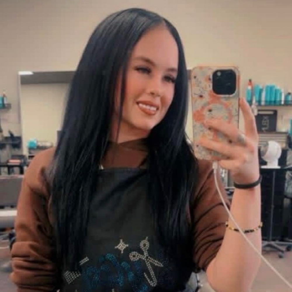 Kaytlyn Bommarito at Blossomed Beauty Lounge in Hesperia, CA