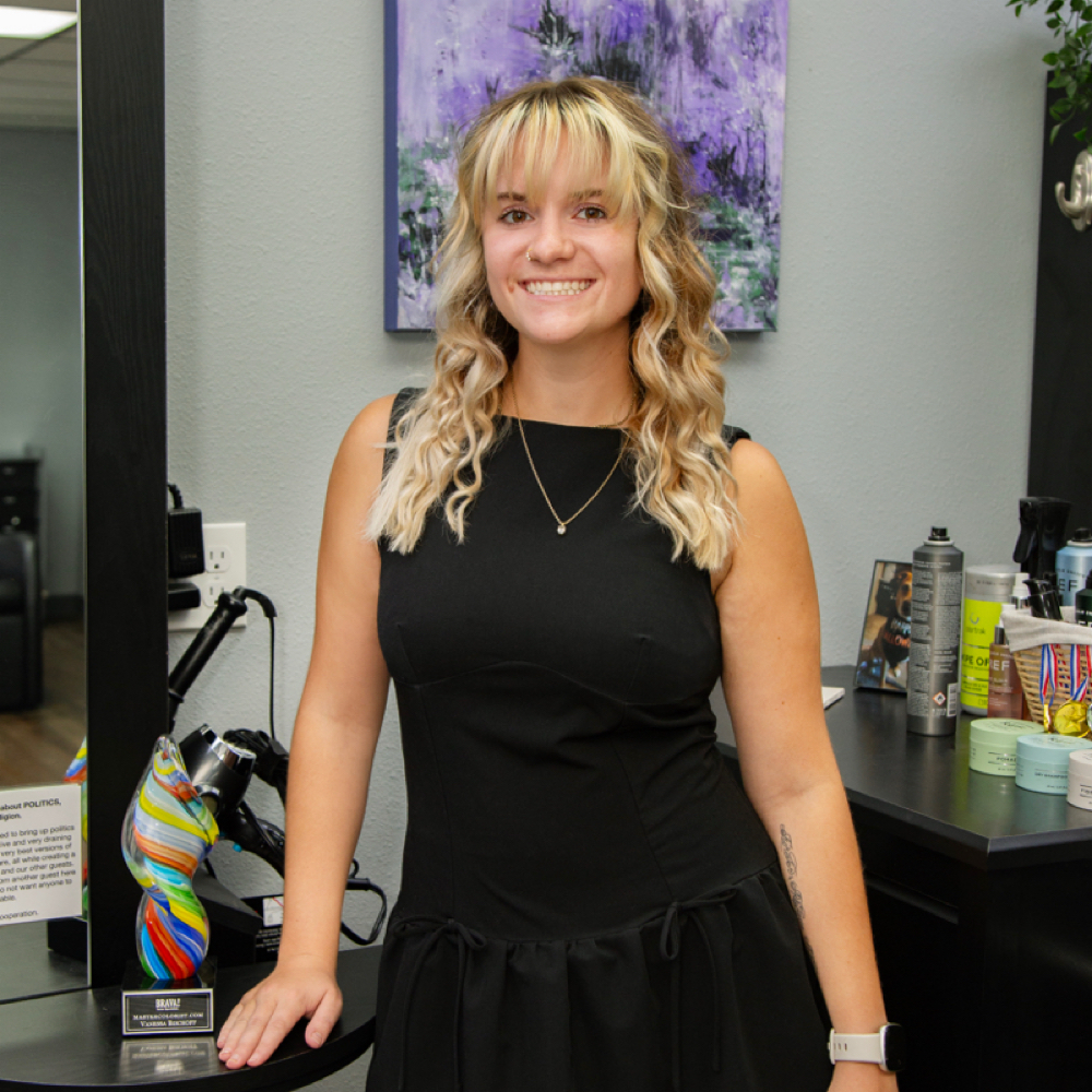 Vanessa Bischoff - Stylist