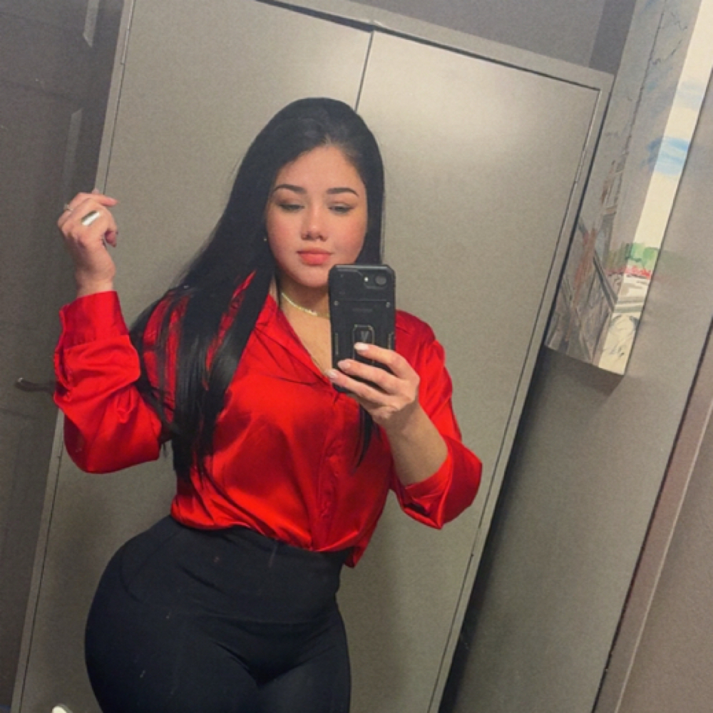 Jennifer Diaz at Starz Nail & spa in North Carolina, NC