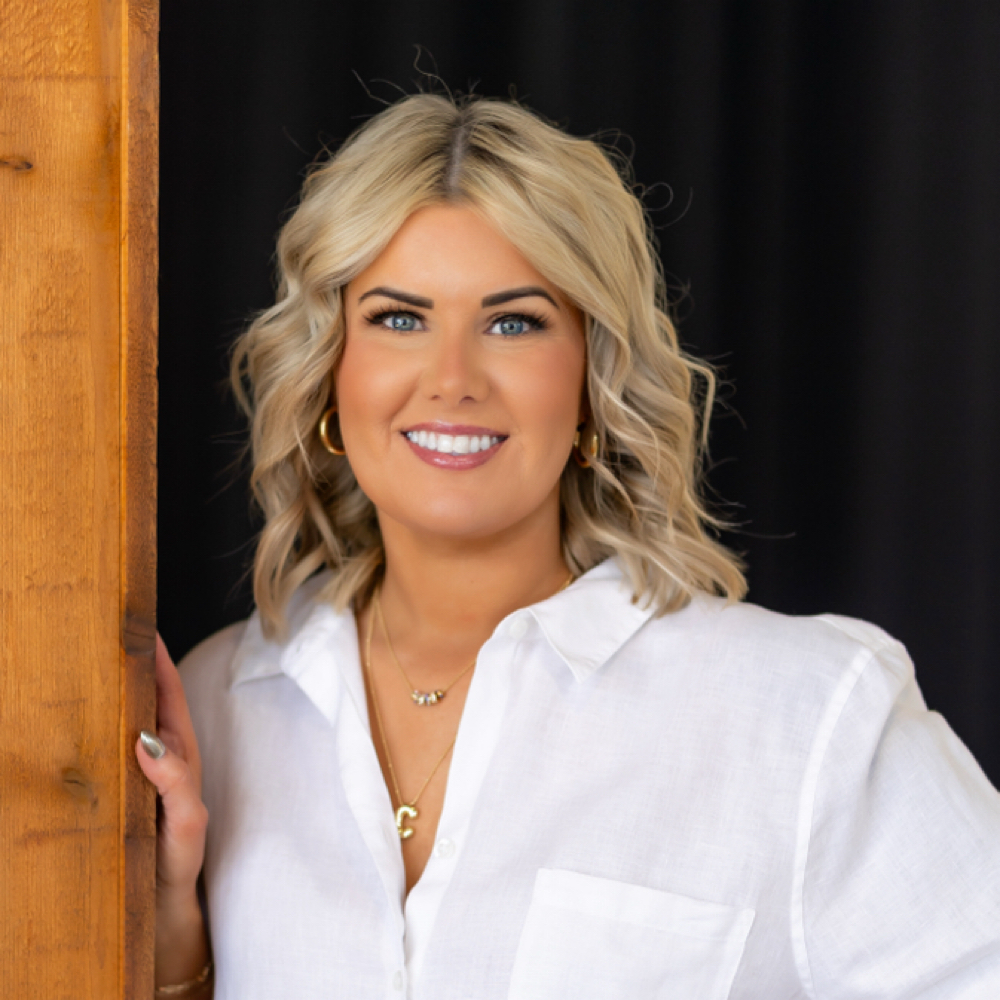 Cera Carriger at Ace High Beauty Collective in Bolivar, MO