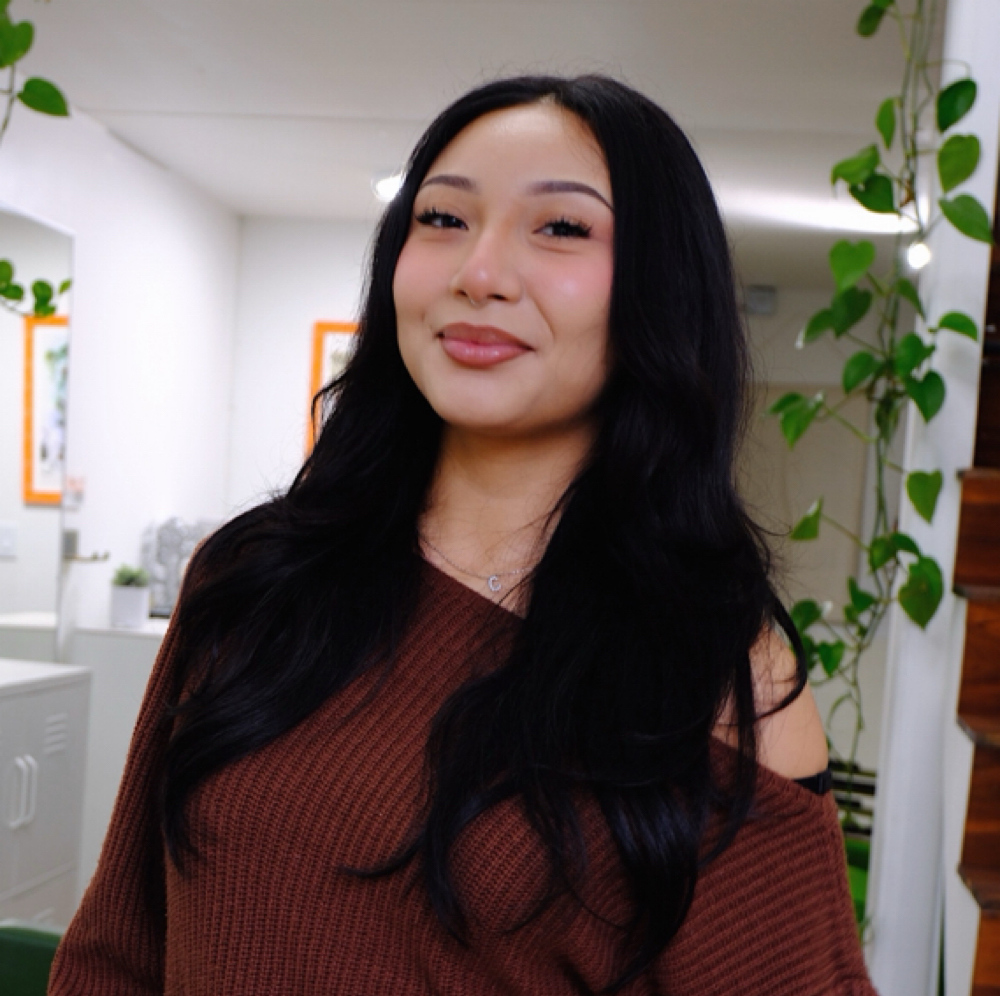 Clarisse Gonzalez at Clarshairs in Los Angeles, CA