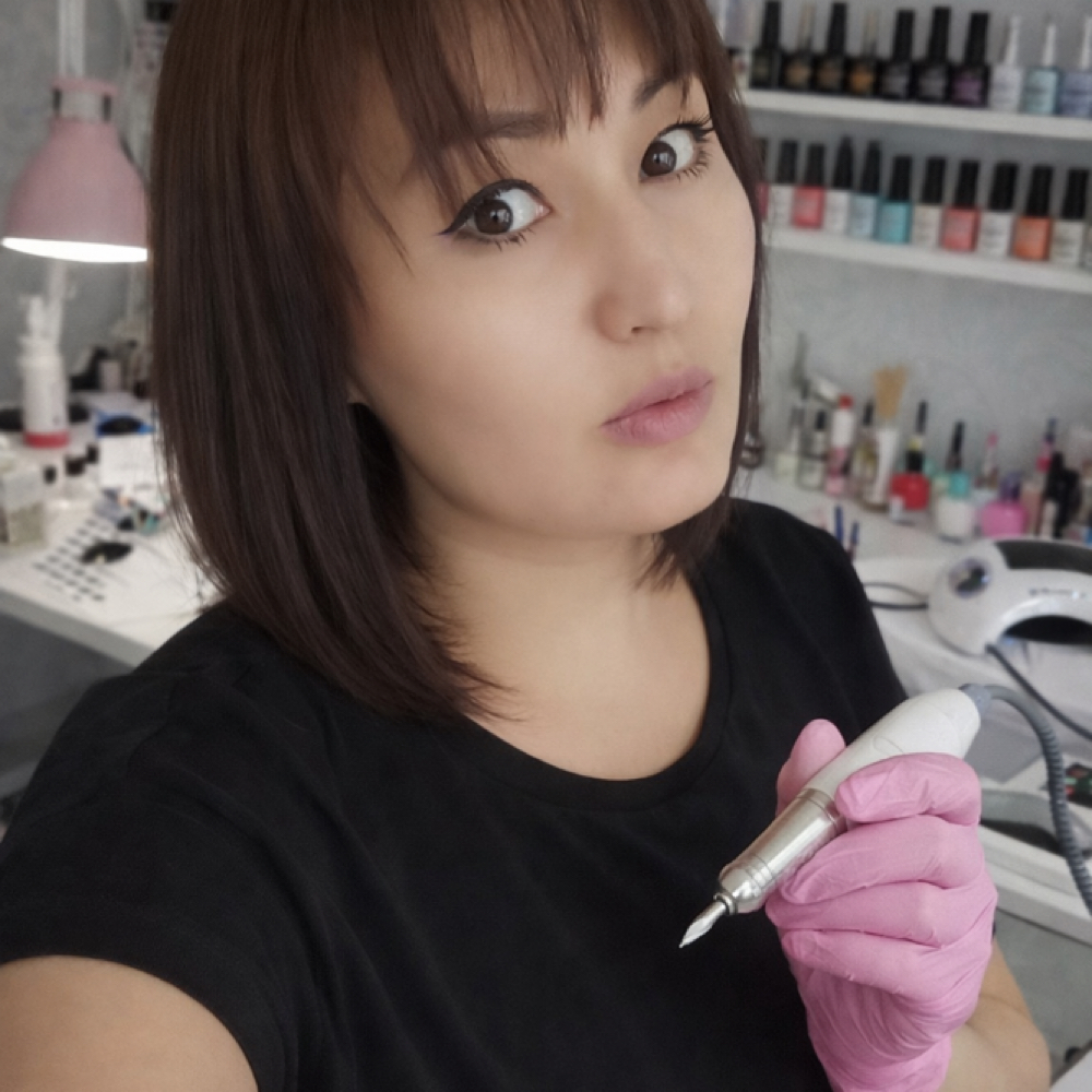 Elli Asylan at ELKA8NAILS - AUTHENTIC RUSSIAN MANICURE in Woodbridge, NJ
