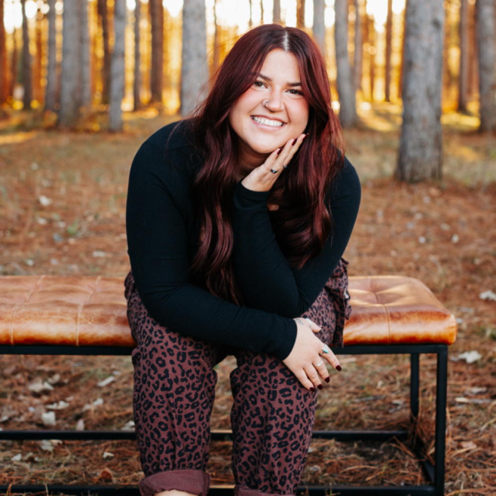 Maggie Asper at Donnas Beauty Bar in Buffalo, MN