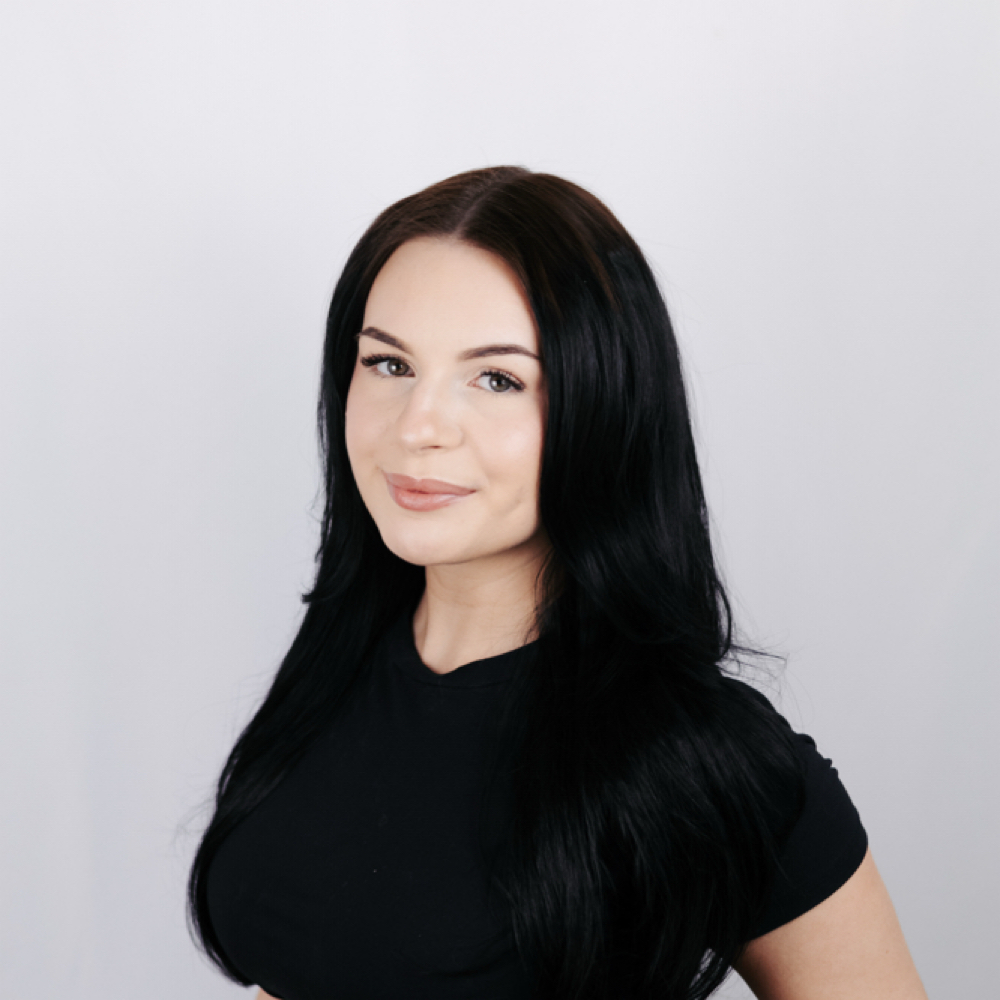 Hannah Jenkins at Snowbird Lash Co. in Wasilla, AK