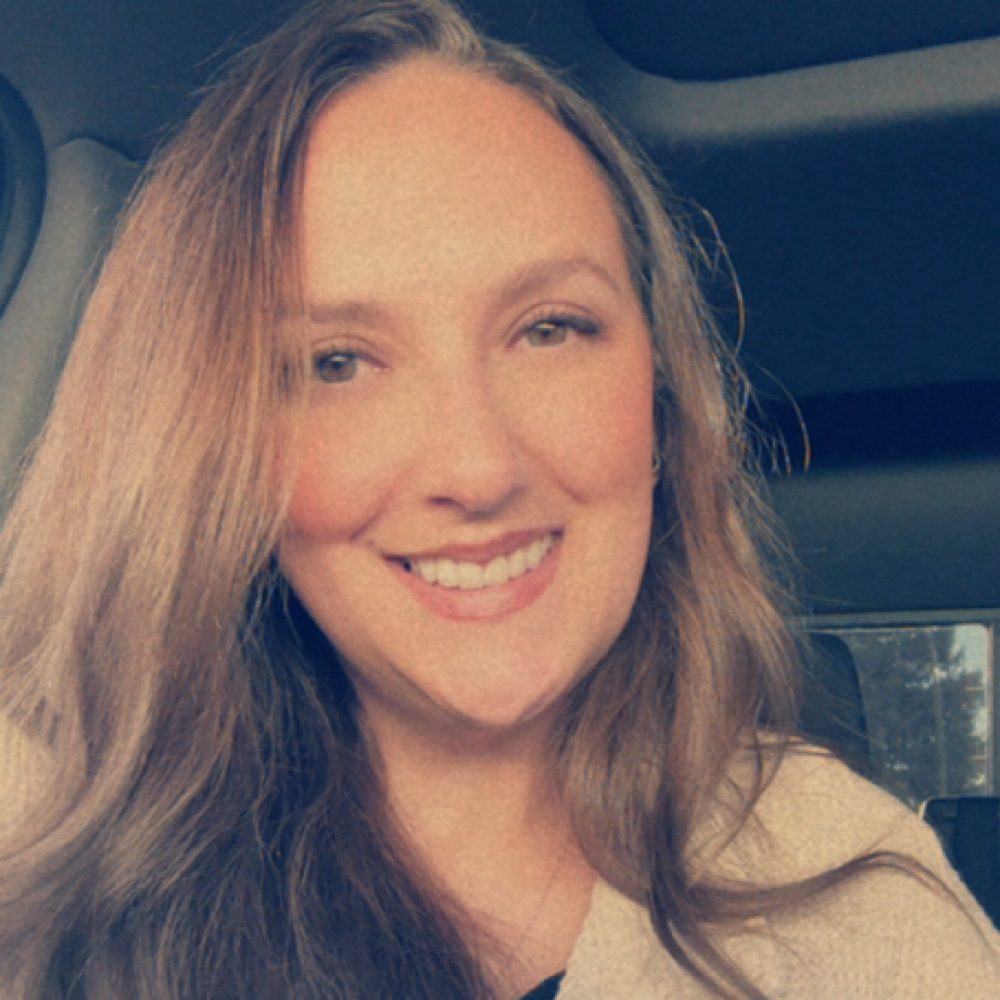 Jennifer Hill at Pampered & Polished Salon And Spa in Scottsbluff, NE