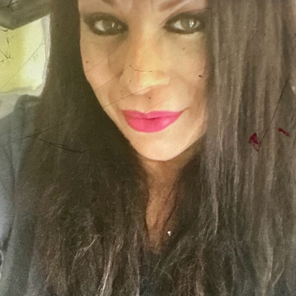 Lori Valenti at On Point Designs in Cape Coral, FL