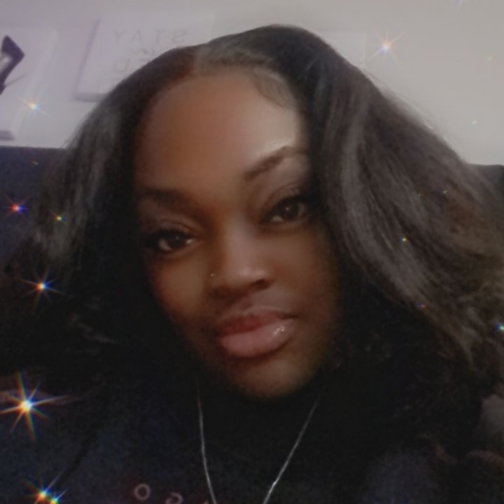 LaRonda Blanchard at Smooth And Healthy Crowns in University City, MO