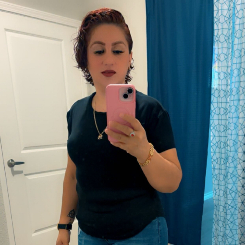 Kerri Rodriguez at Edgy Nails 512 in Buda, TX