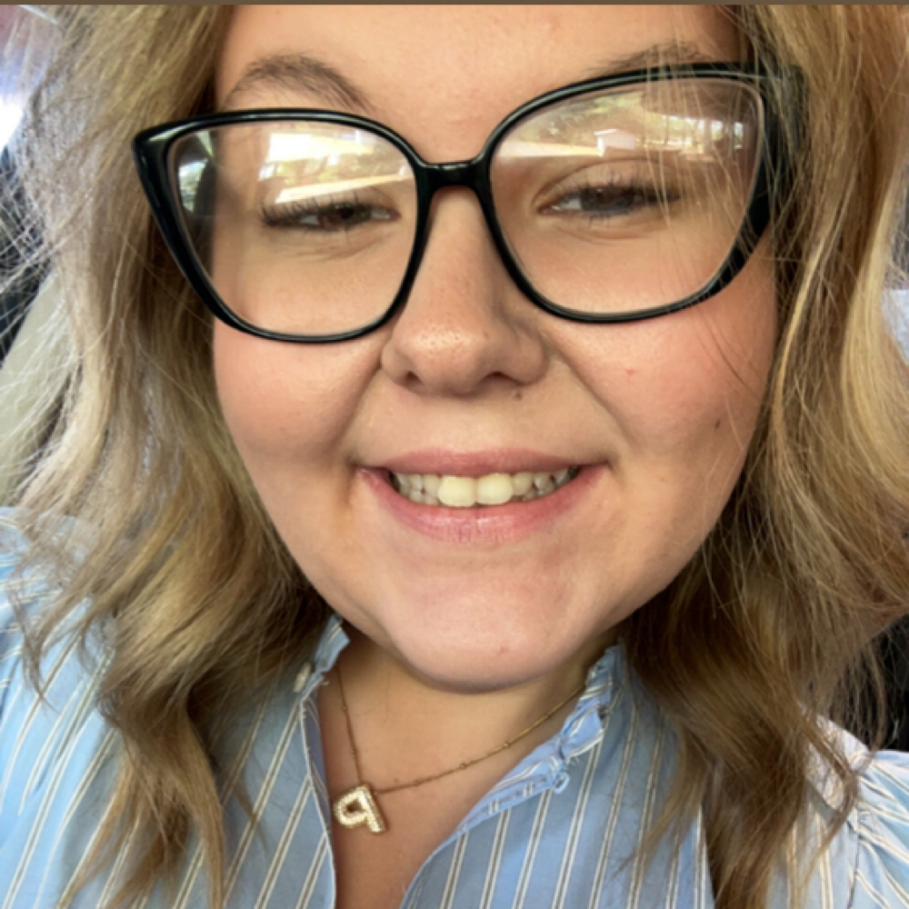 Phoebe Davis at Rockin AB Salon And Spa in Beebe, AR