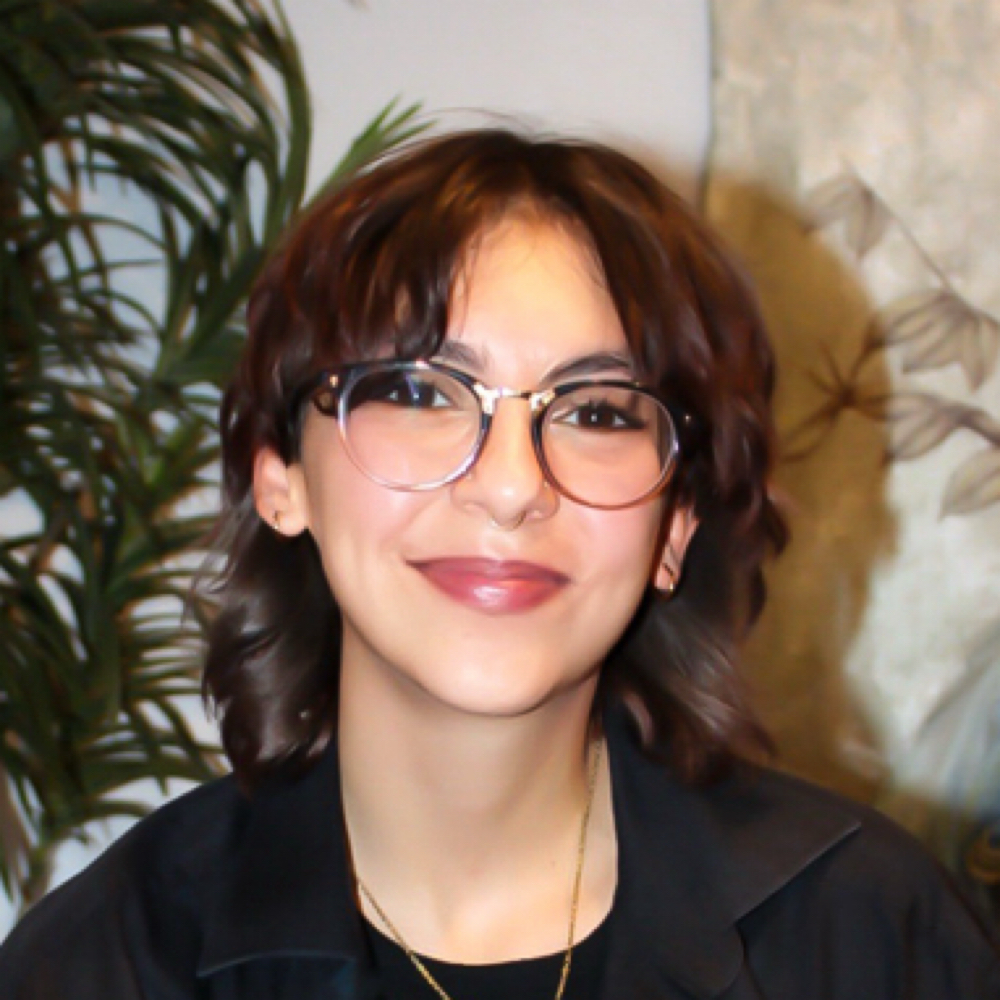 GRACIE - Assistant Stylist