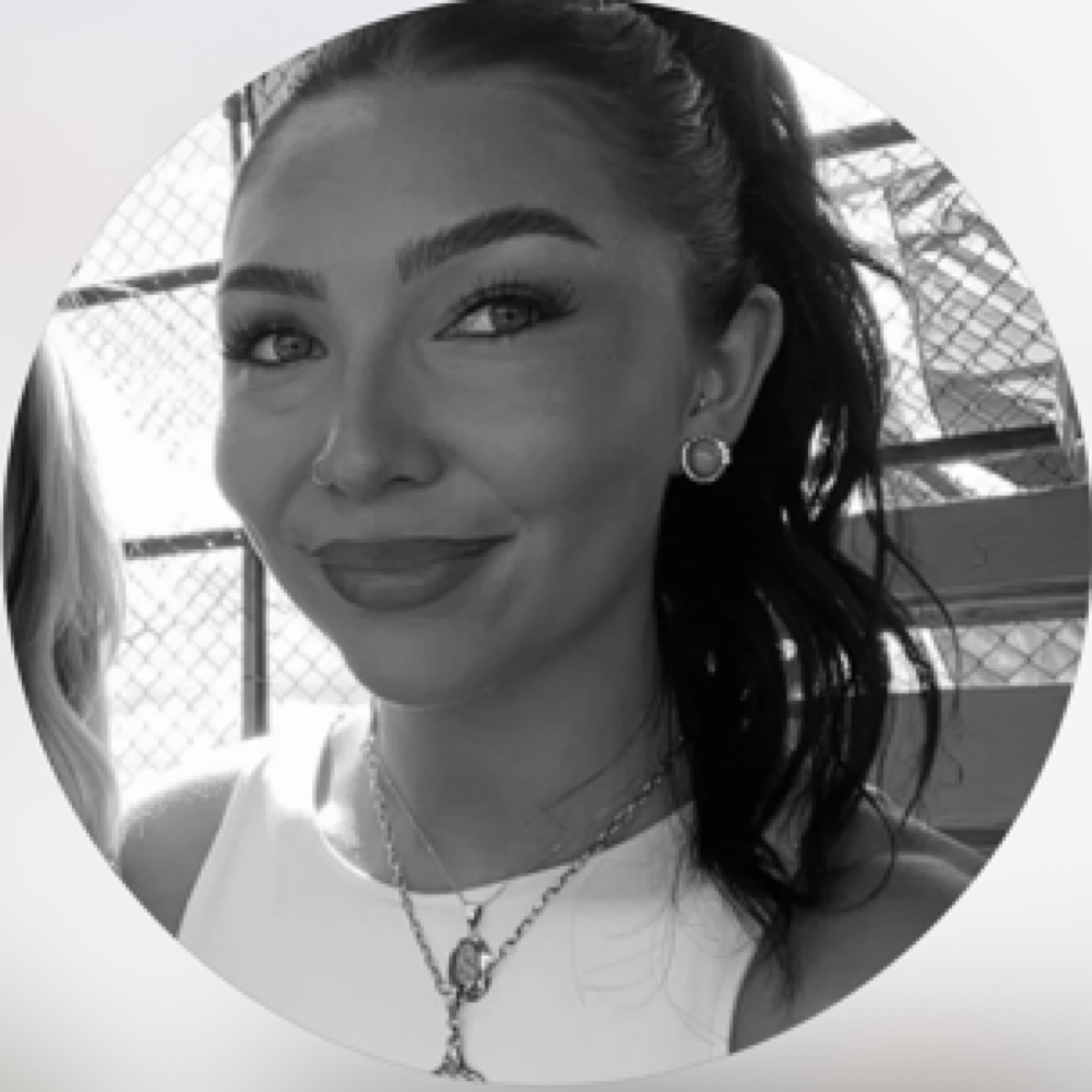 Mattea Flores at Suite Beauty in Kennewick, WA